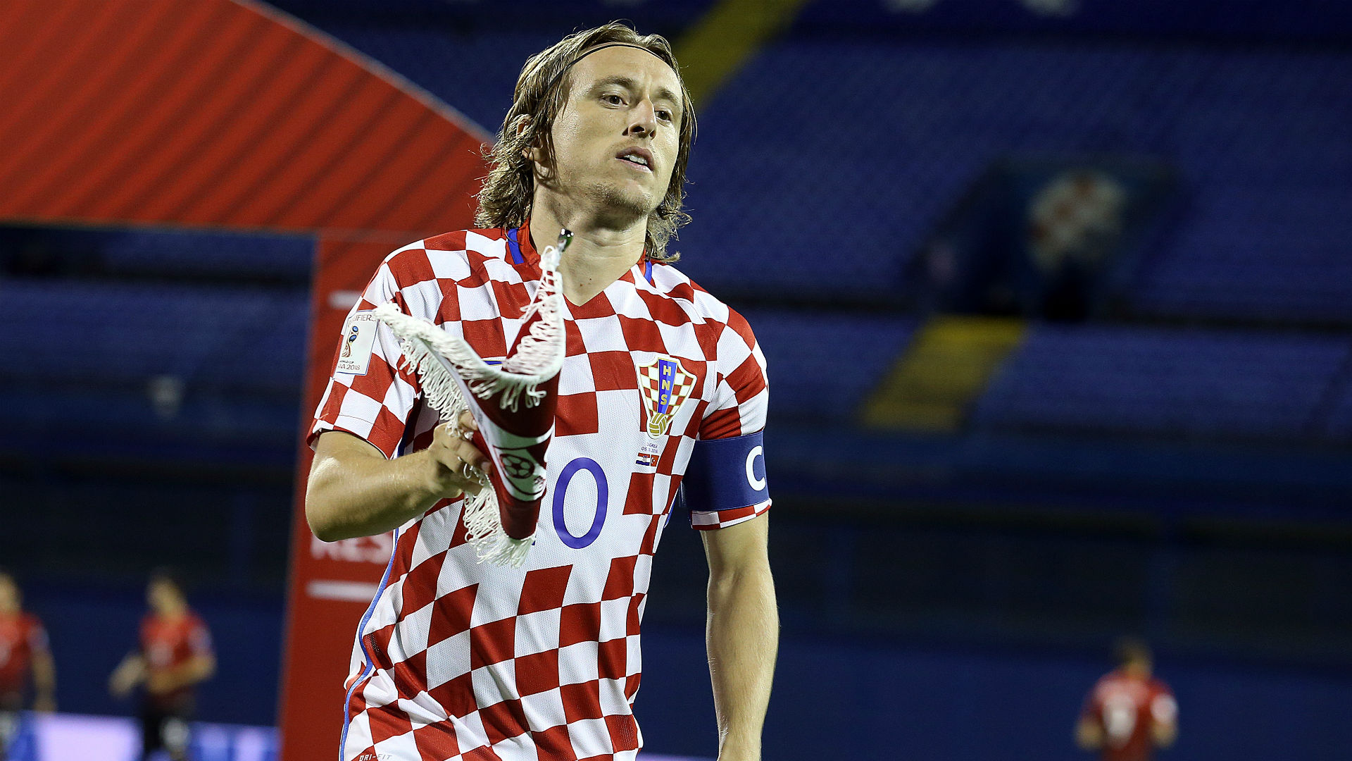 MLB》金河成超级美技 总教练吓坏全场惊呆